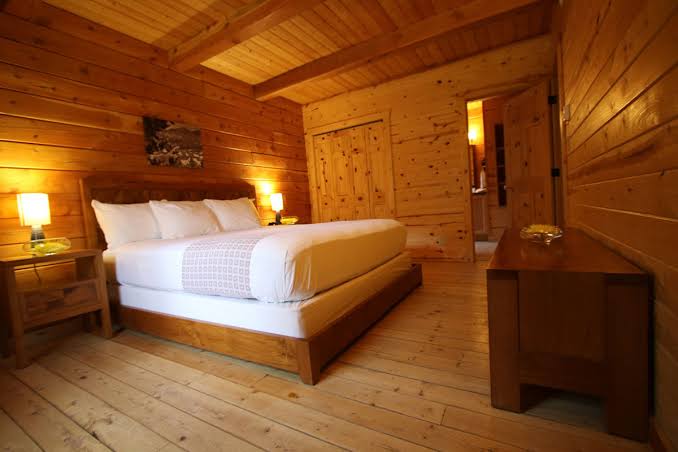 Mount Princeton cabin single room romantasy retreat